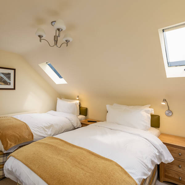 Valley View Farm Cottages, Drey Cottage Twin Bedroom 