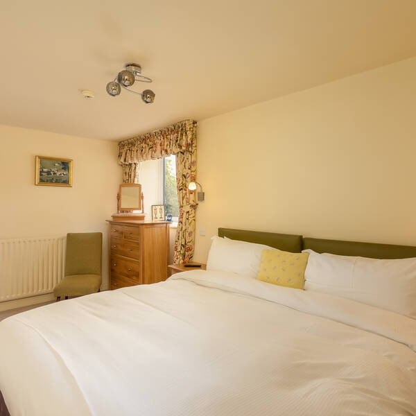 Valley View Farm, Granary Cottage, Ground floor Bedroom 